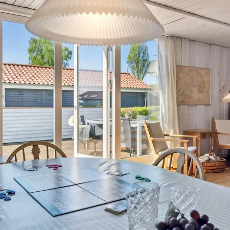 Σπίτι διακοπών Hira - 200m From The Sea By Interhome *